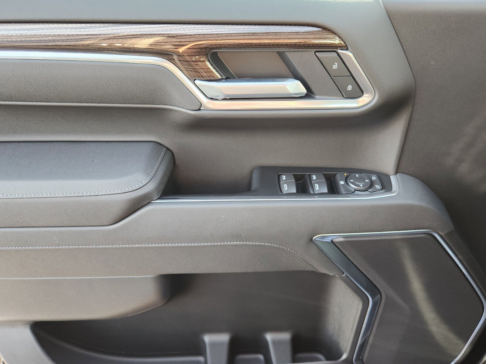 New 2026 Chevrolet Silverado 1500 LT w/ All Star Edition Plus image 13