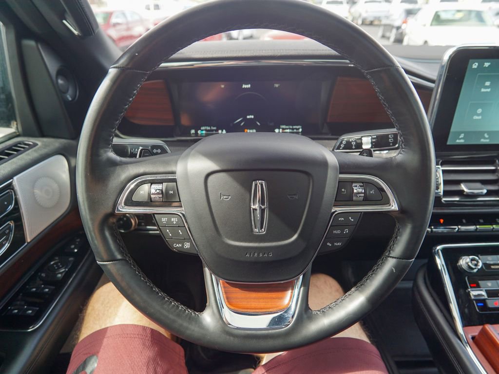 Used 2021 Lincoln Navigator L Reserve w/ Luxury Package image 25