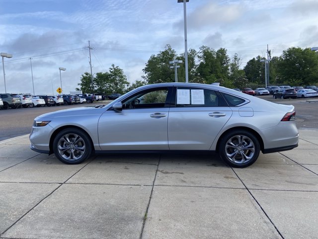 Used 2024 Honda Accord EX image 7