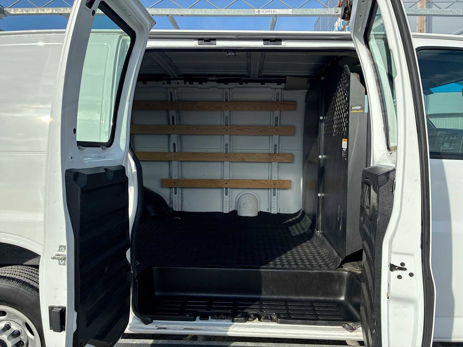 Certified 2022 GMC Savana 2500 image 23