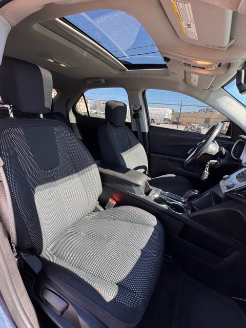 Used 2017 Chevrolet Equinox LT w/ Convenience Package image 13