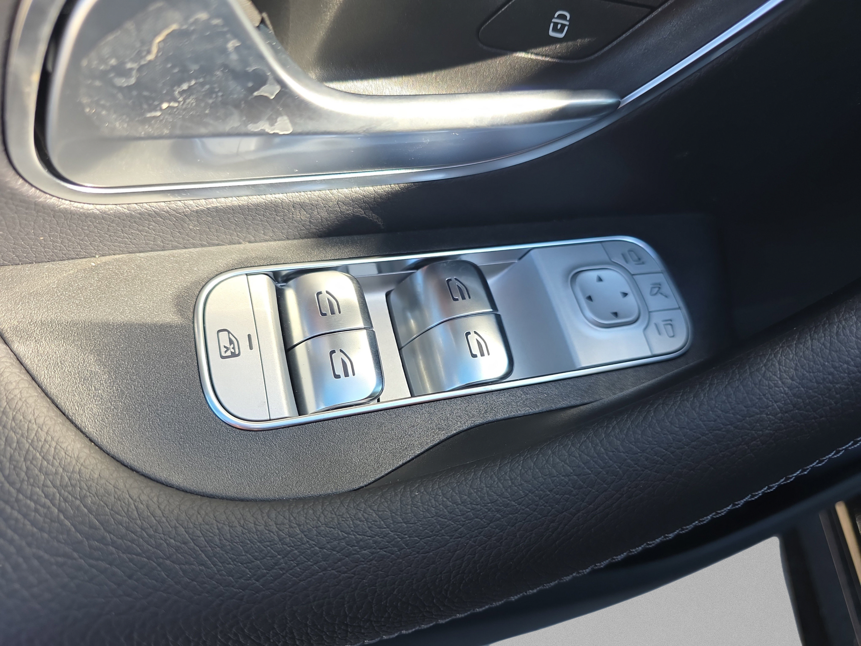 Used 2026 Mercedes-Benz GLE 350 4MATIC image 19