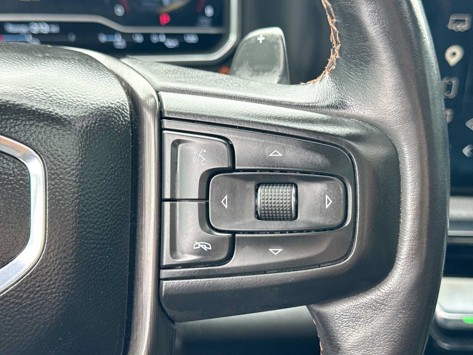 Used 2023 GMC Sierra 1500 AT4 w/ Technology Package AWD/4WD image 25