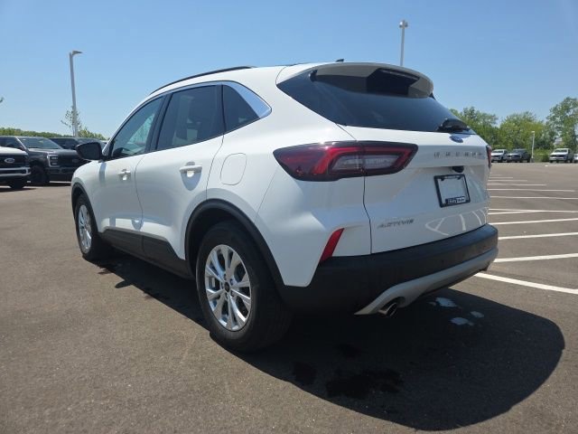 Used 2023 Ford Escape Active w/ Tech Pack #1 FWD image 14