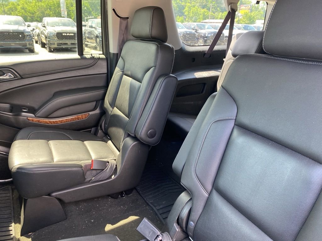Used 2017 Chevrolet Suburban Premier AWD/4WD image 9