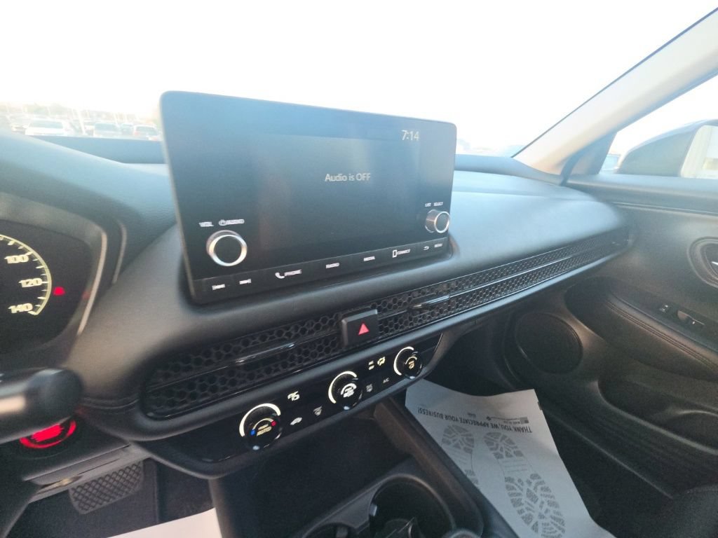 Used 2025 Honda HR-V LX image 18