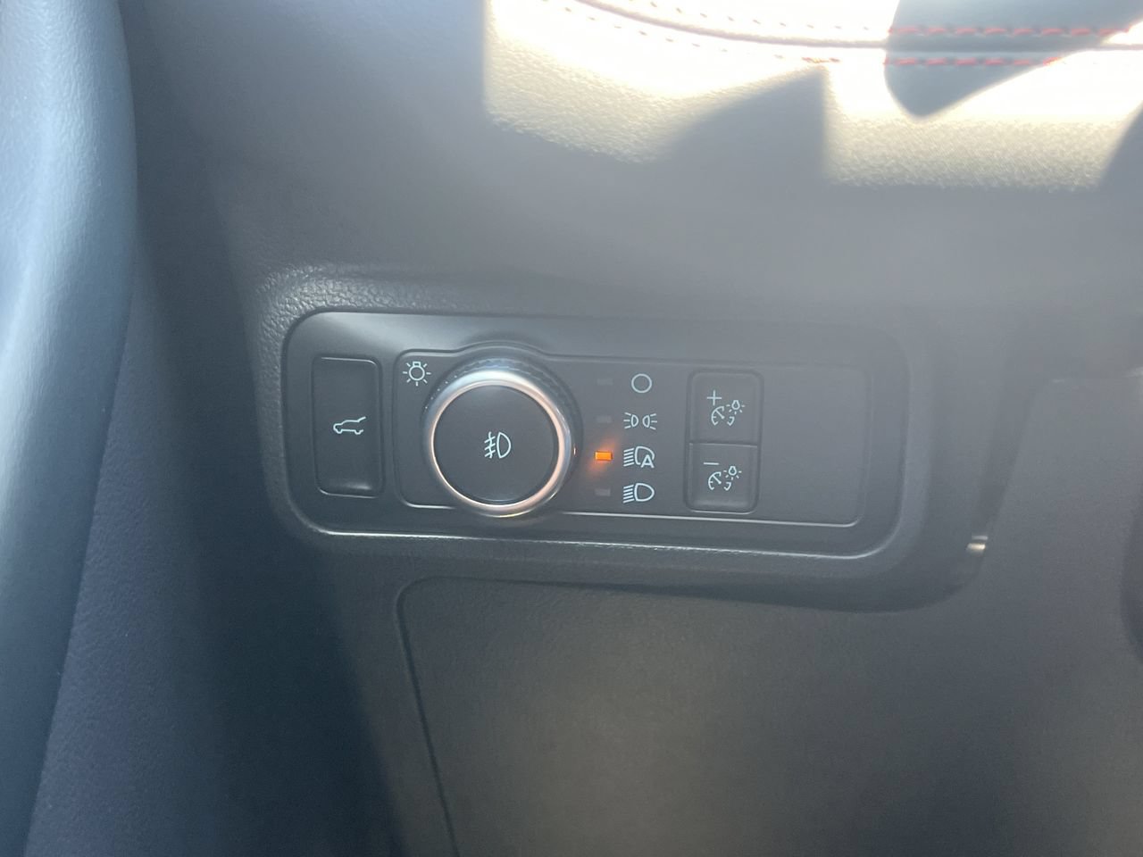 New 2026 Ford Explorer ST-Line w/ Premium Package RWD image 12