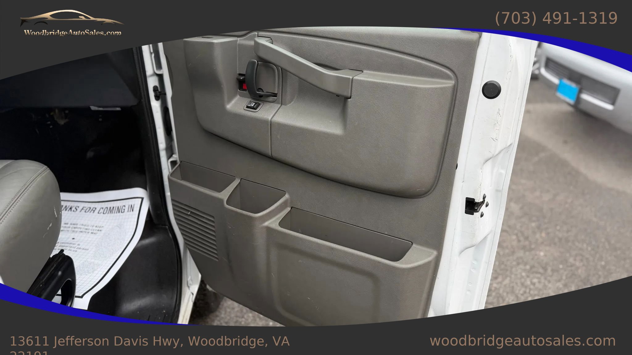 Used 2019 Chevrolet Express 2500 Van 3D w/ Communications Package image 17