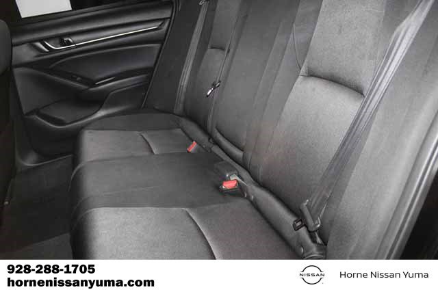 Used 2018 Honda Accord EX image 5