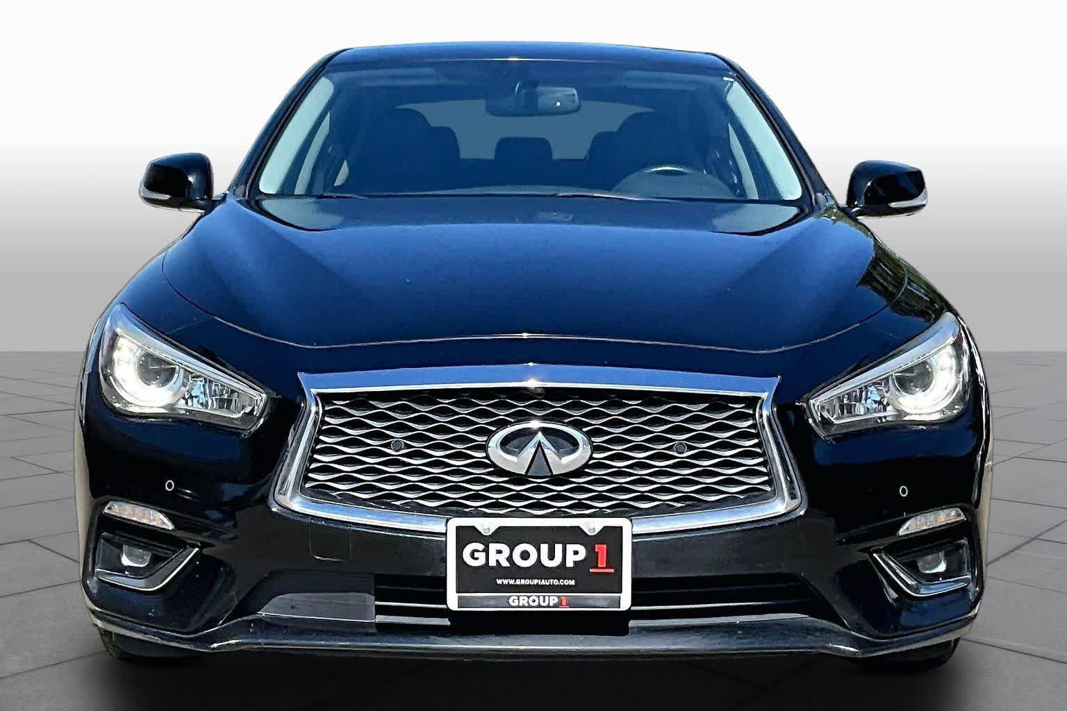 Used 2019 INFINITI Q50 Luxe w/ Essential Package (3.0T Luxe) RWD image 4