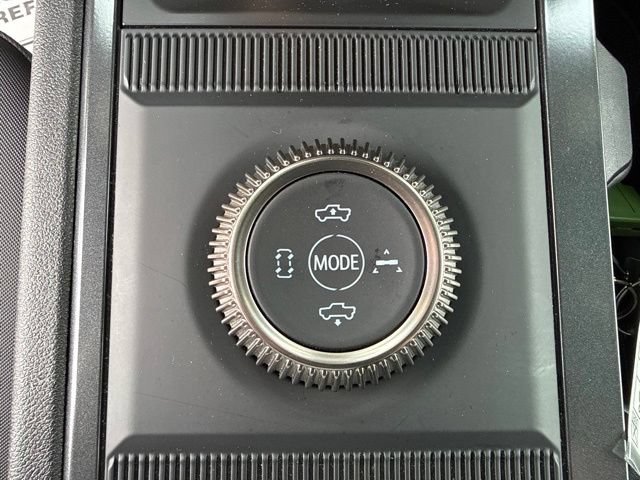 Used 2025 GMC Hummer EV 3X AWD/4WD image 32