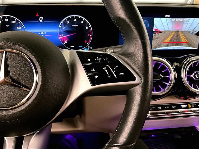 Used 2024 Mercedes-Benz GLB 250 4MATIC image 18