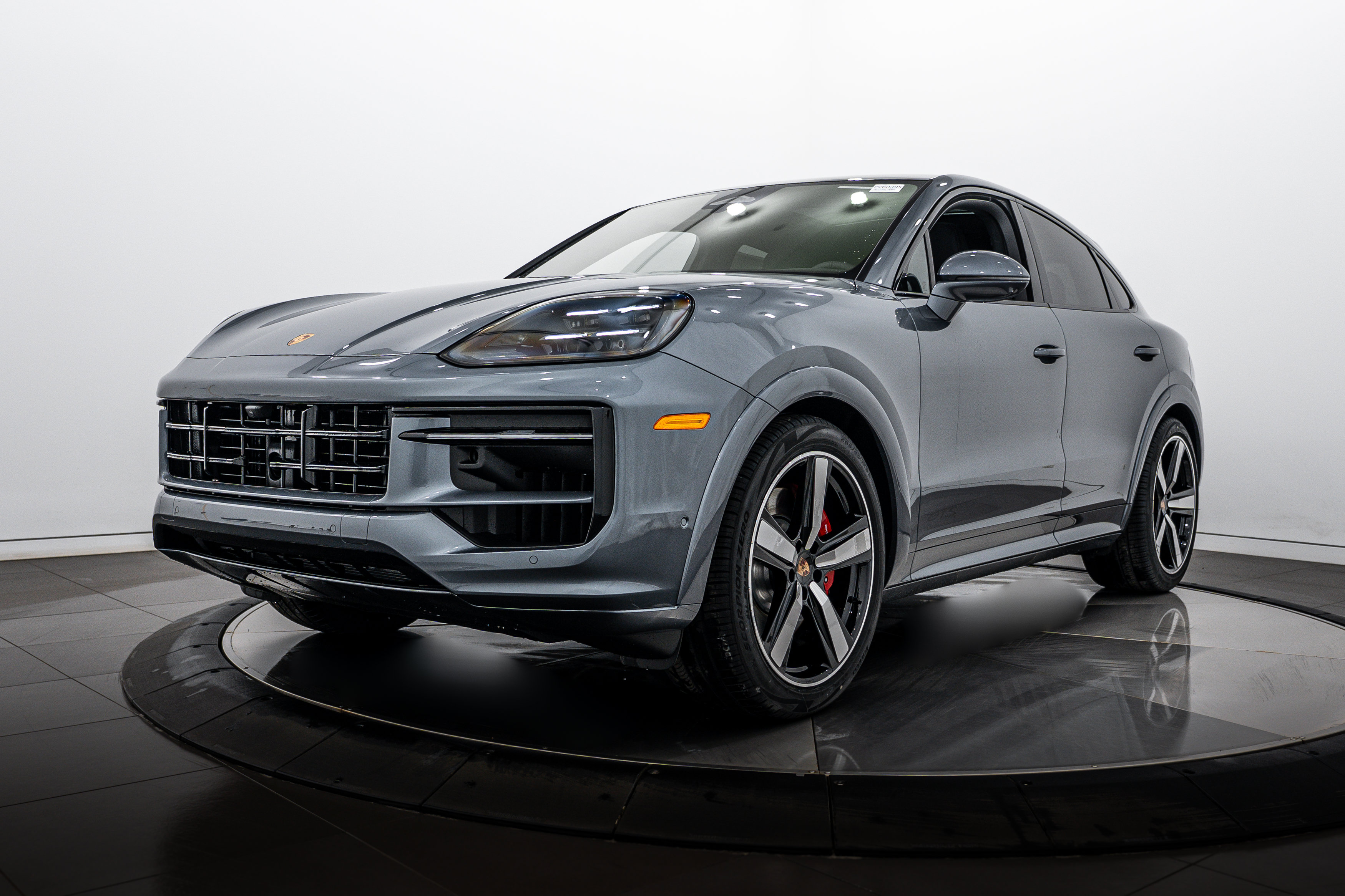 New 2026 Porsche Cayenne GTS AWD/4WD image 1