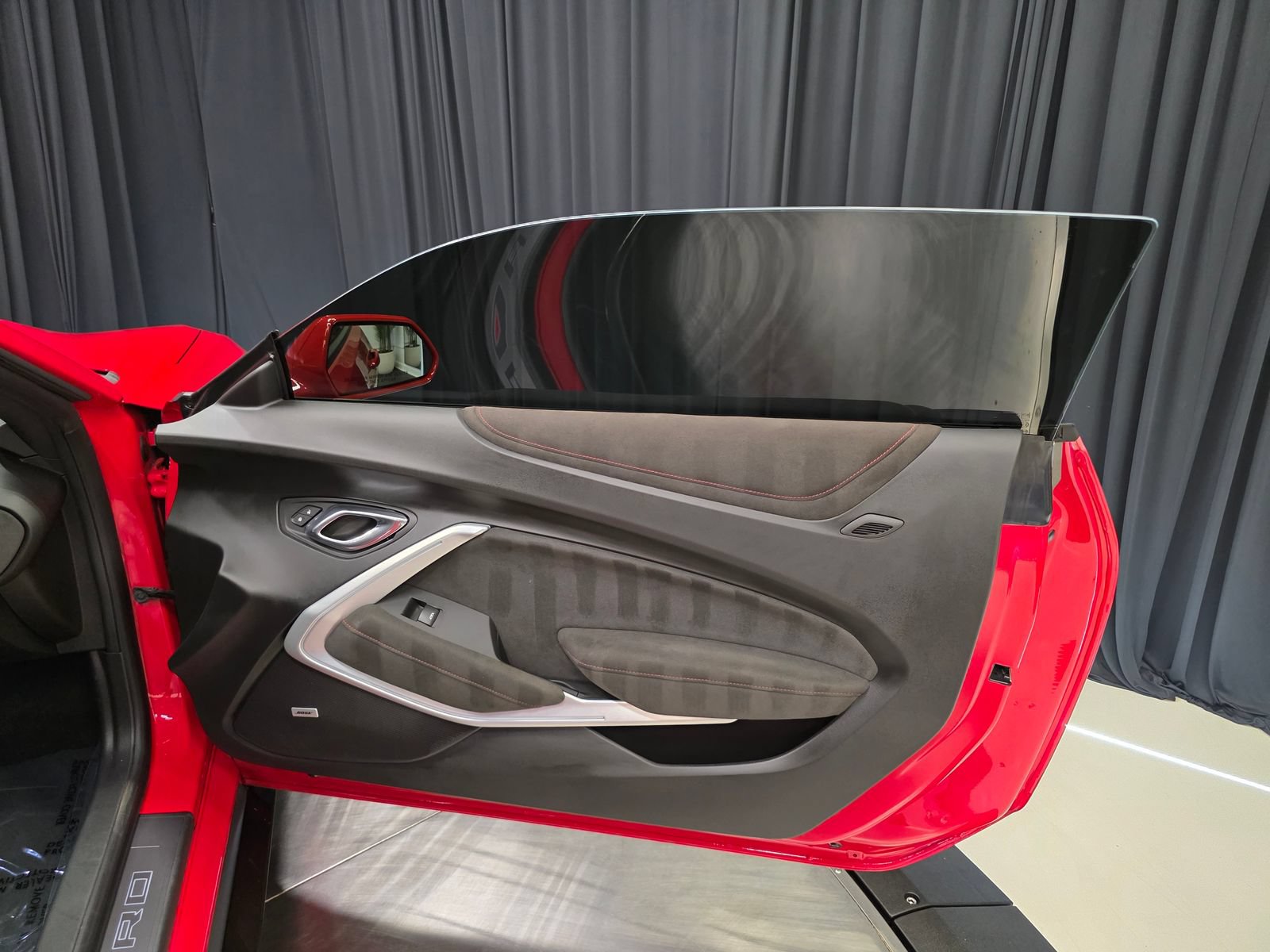 Used 2017 Chevrolet Camaro ZL1 RWD image 33