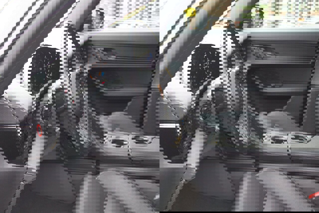 Used 2022 Porsche Taycan image 17