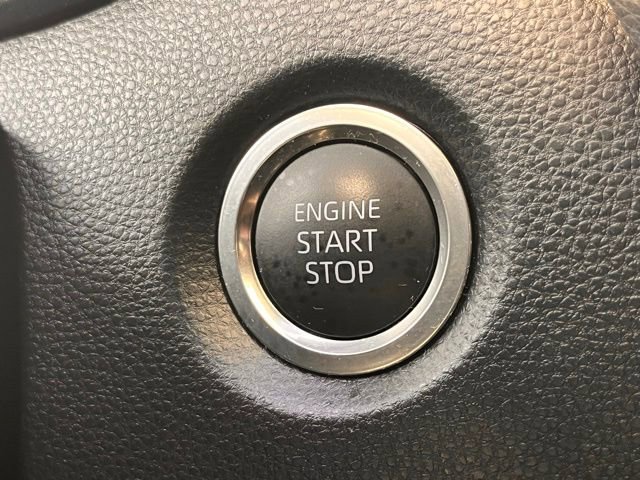 Used 2025 Toyota Corolla SE image 14