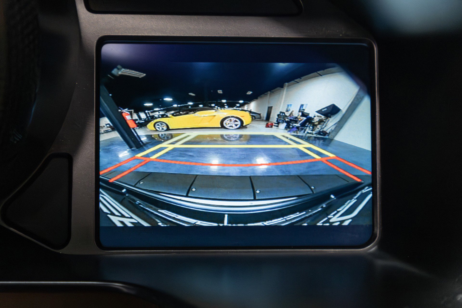 Used 2021 Ferrari 812 GTS image 66