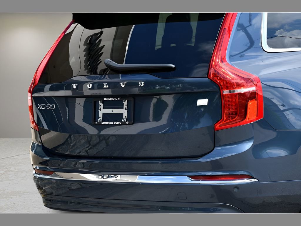 Certified 2024 Volvo XC90 T8 Core w/ Climate Package AWD/4WD image 30