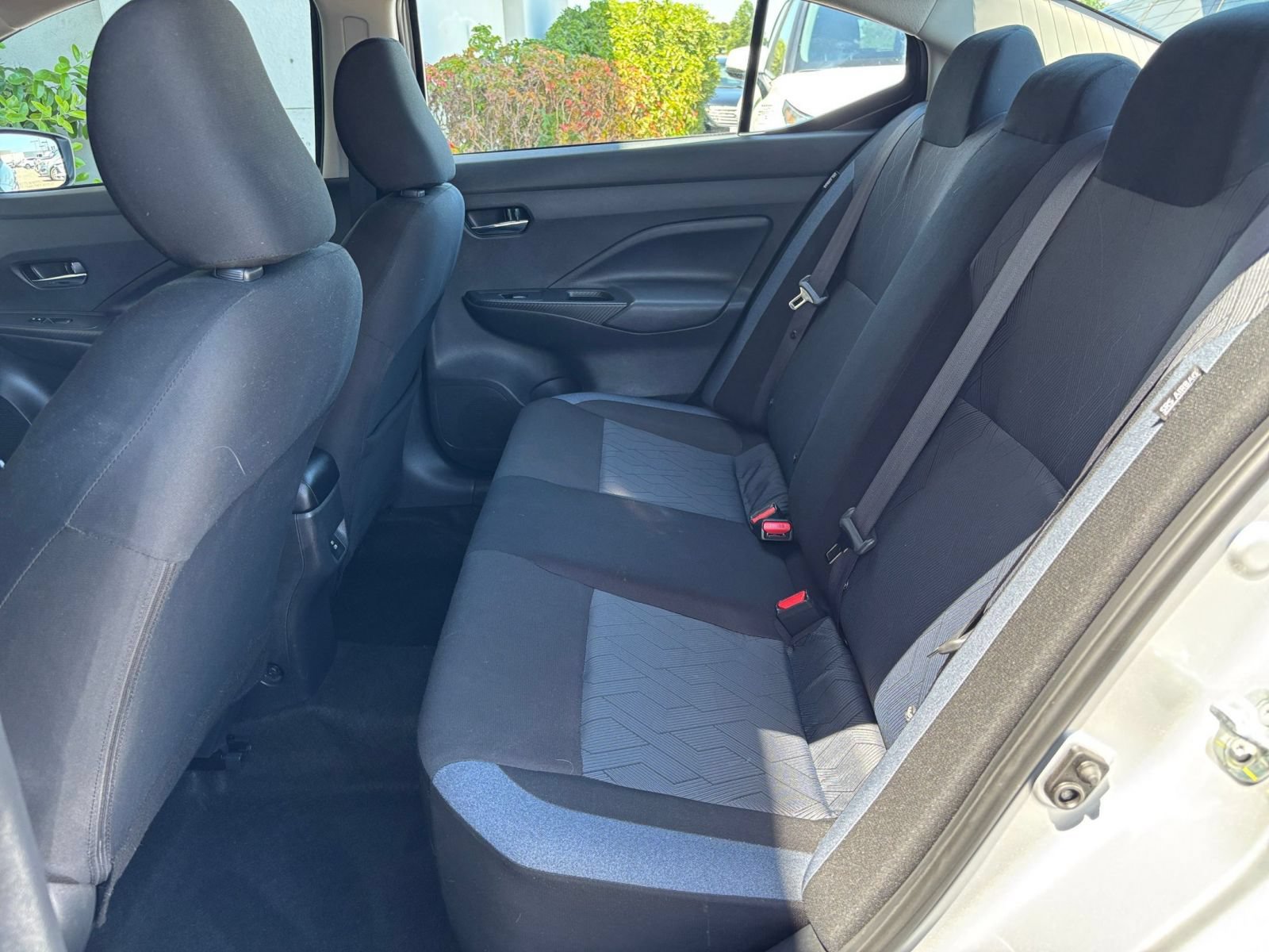 Used 2025 Nissan Versa SV FWD image 24