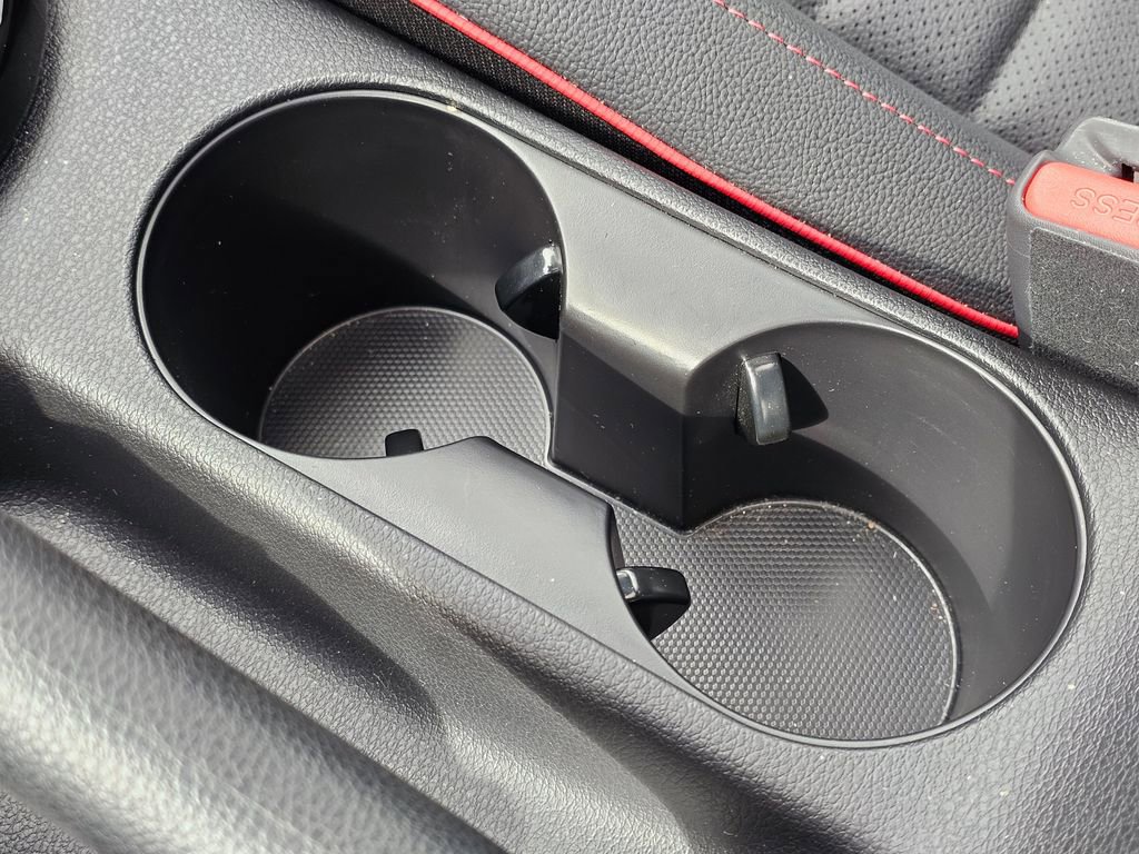 Used 2022 Kia Forte GT image 27