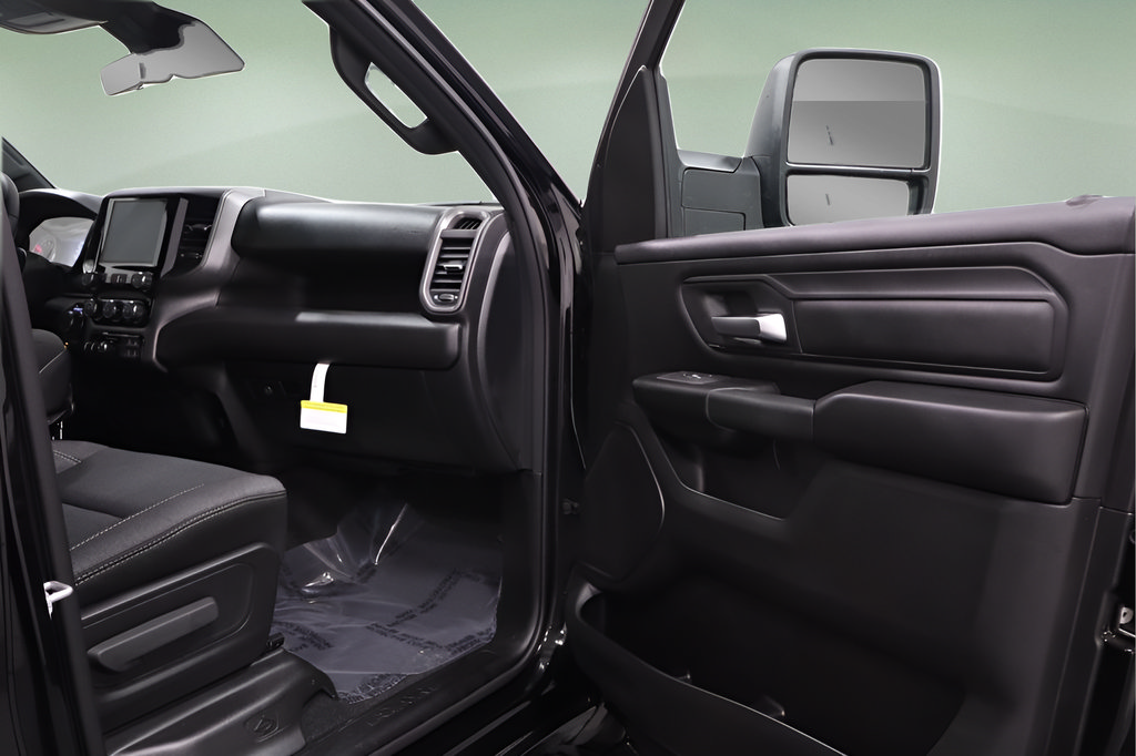 New 2026 RAM 1500 Warlock AWD/4WD image 14