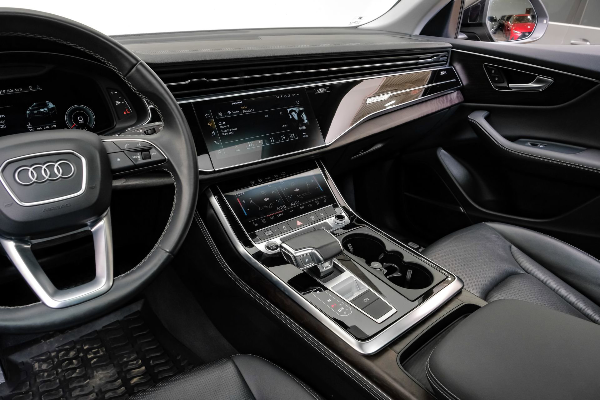 Used 2023 Audi Q8 Premium Plus w/ Premium Plus Package image 28