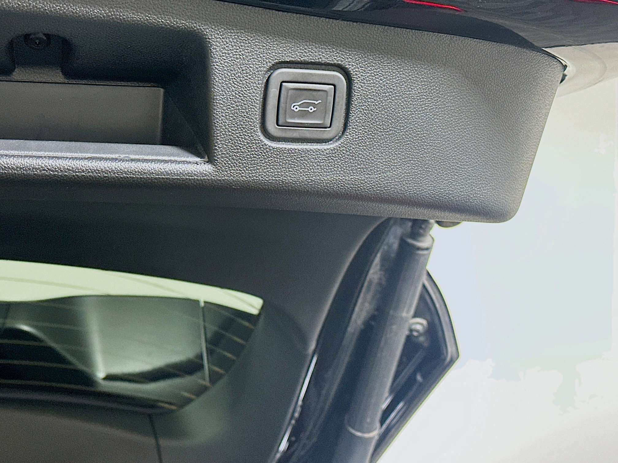 Used 2024 Chevrolet Blazer EV RS image 32