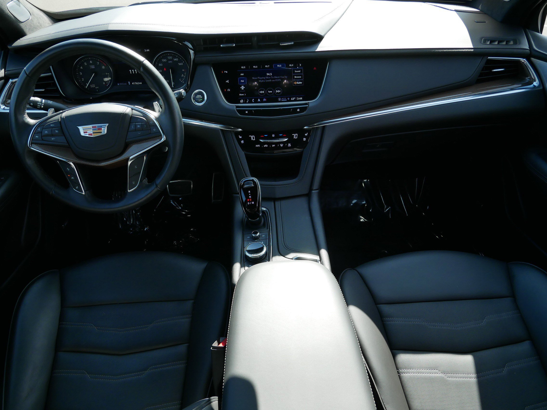 Certified 2023 Cadillac XT5 Sportv w/ Platinum Package image 8