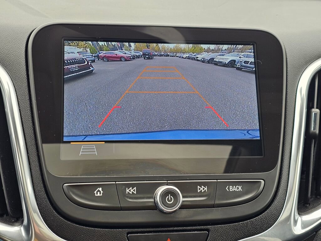 Used 2021 Chevrolet Equinox LT AWD/4WD image 16