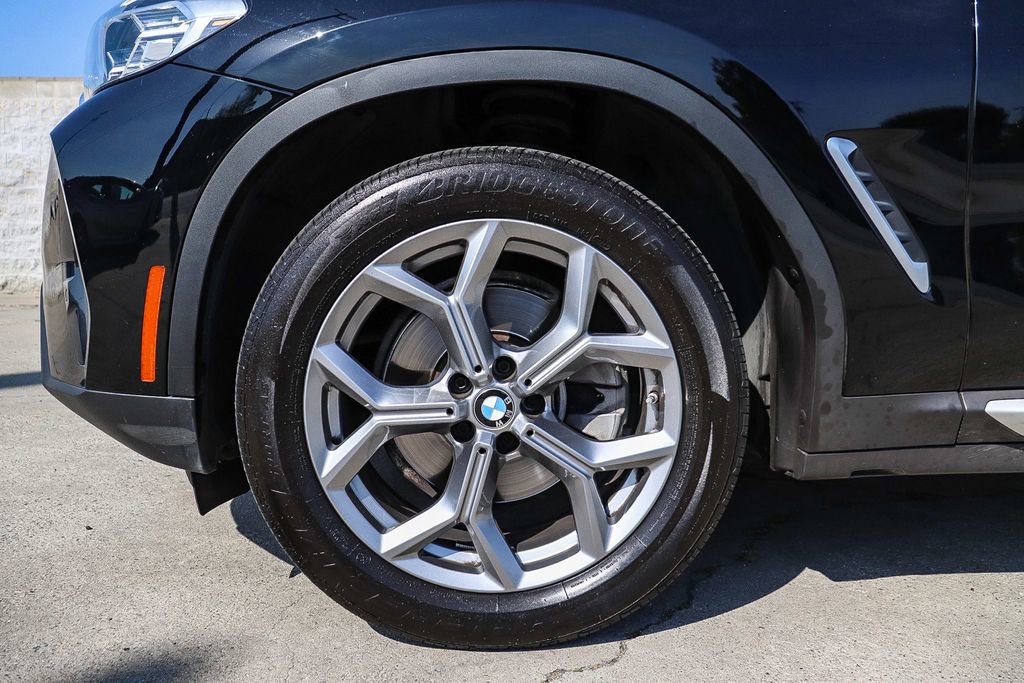 Used 2024 BMW X3 sDrive30i w/ Convenience Package RWD image 13