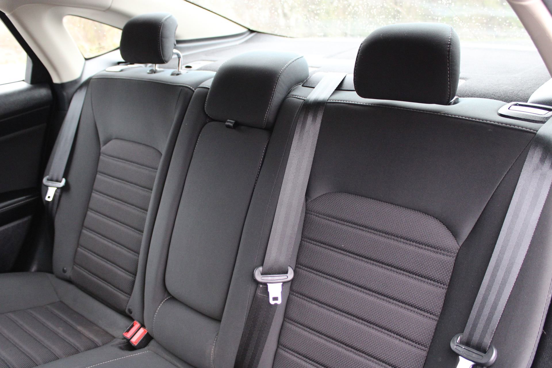 Used 2020 Ford Fusion SE image 17