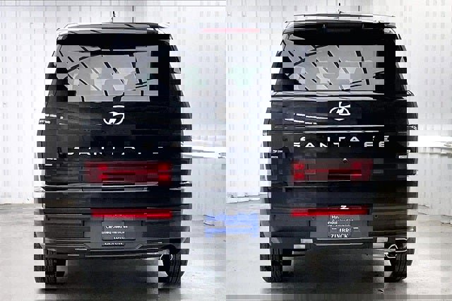 Certified 2025 Hyundai Santa Fe SE image 4