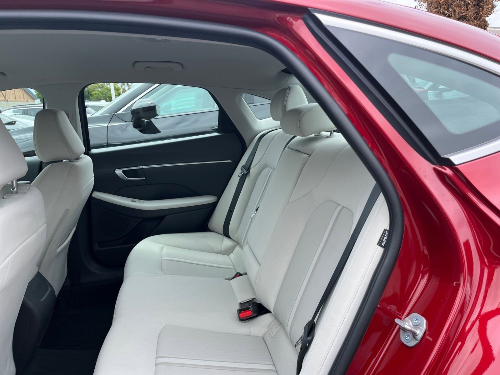 Used 2025 Hyundai Sonata SEL FWD image 27