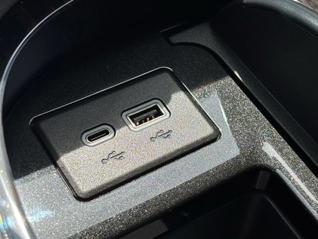 Used 2023 Cadillac Escalade Premium Luxury w/ LPO, Floor Liner Package AWD/4WD image 36