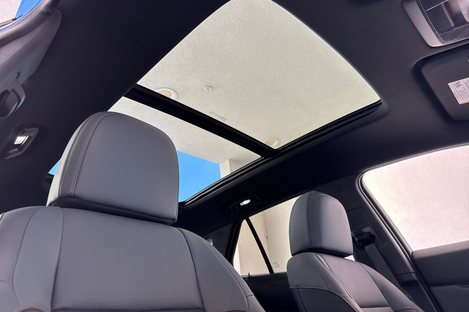 Certified 2024 Honda Prologue Elite image 24