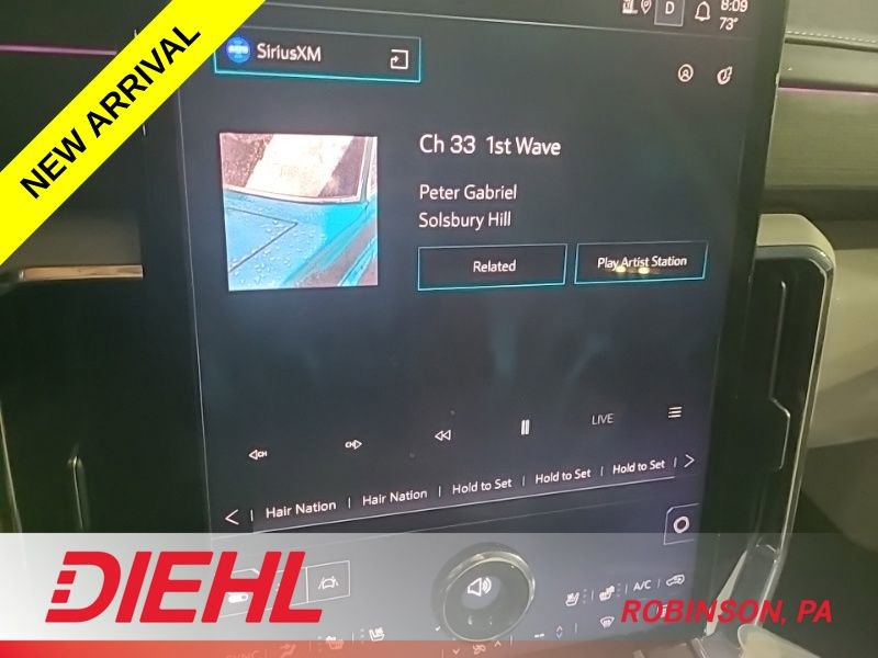 Used 2024 GMC Acadia Denali w/ Super Cruise Package image 8