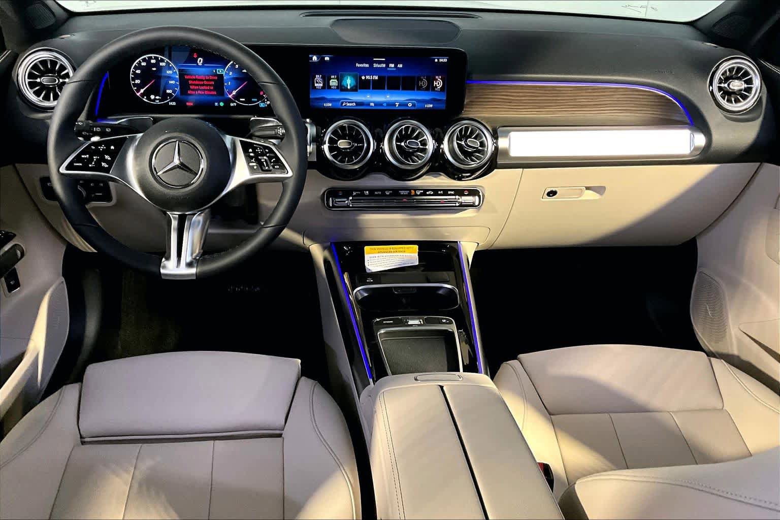New 2026 Mercedes-Benz GLB 250 4MATIC image 7