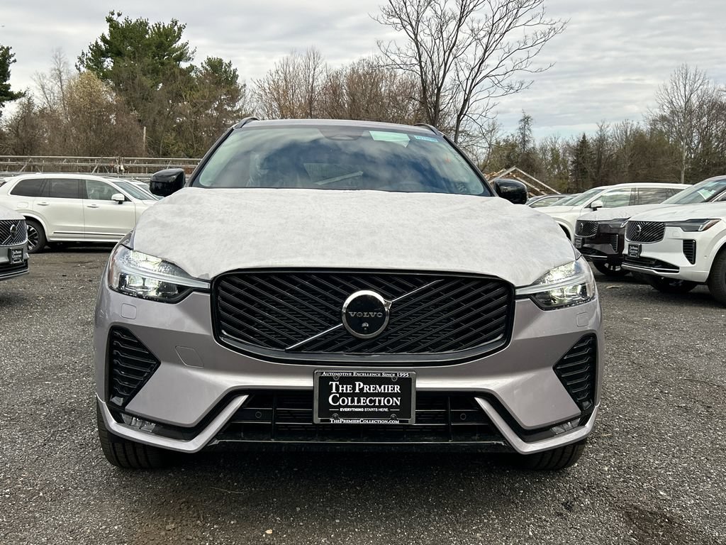 New 2026 Volvo XC60 B5 Plus w/ Protection Package Premier AWD/4WD image 6