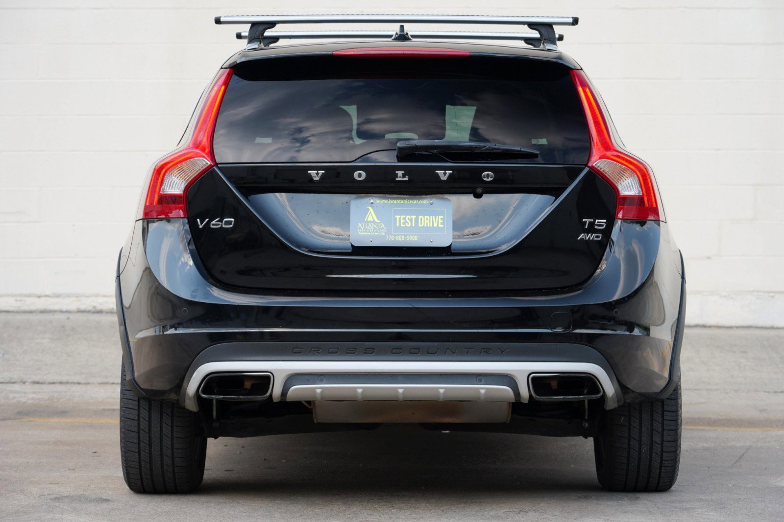 Used 2018 Volvo V60 T5 Cross Country w/ Convenience Package AWD/4WD image 10