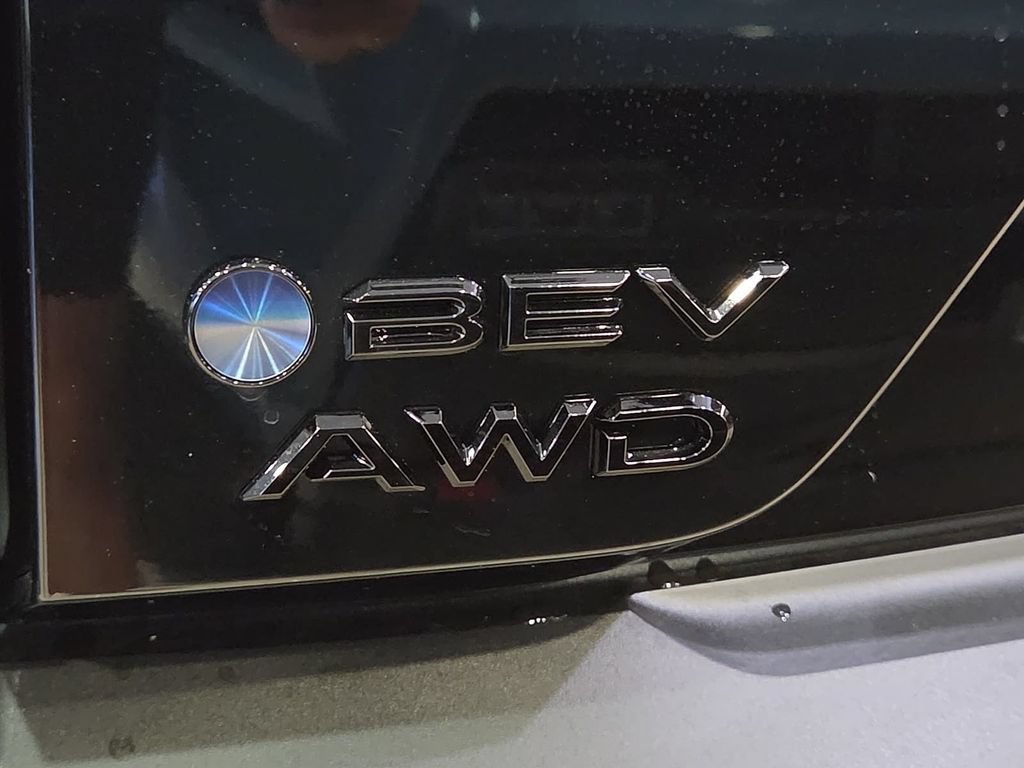 New 2027 Toyota C-HR AWD/4WD image 11