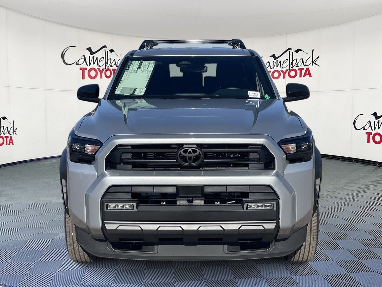 New 2026 Toyota 4Runner SR5 AWD/4WD image 2