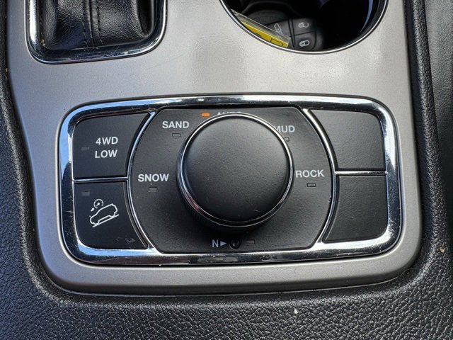 Used 2022 Jeep Grand Cherokee Limited w/ Tech Group image 24