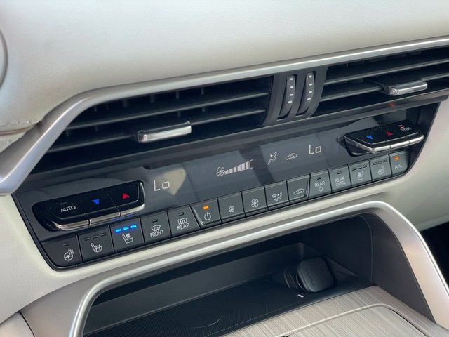 Certified 2024 MAZDA CX-90 Plug-In Hybrid w/ Premium Plus AWD/4WD image 20