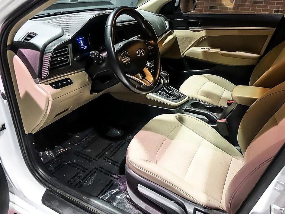 Used 2020 Hyundai Elantra Value Edition w/ Cargo Package (C1) image 10