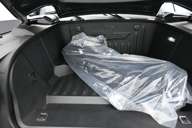 Used 2026 GMC Hummer EV 4x4 Crew Cab w/ Carbon Fiber Edition Package image 31