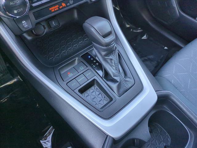 Used 2021 Toyota RAV4 XLE FWD image 12