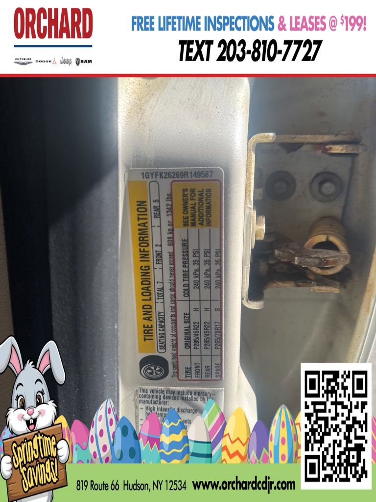 Used 2009 Cadillac Escalade ESV AWD image 25