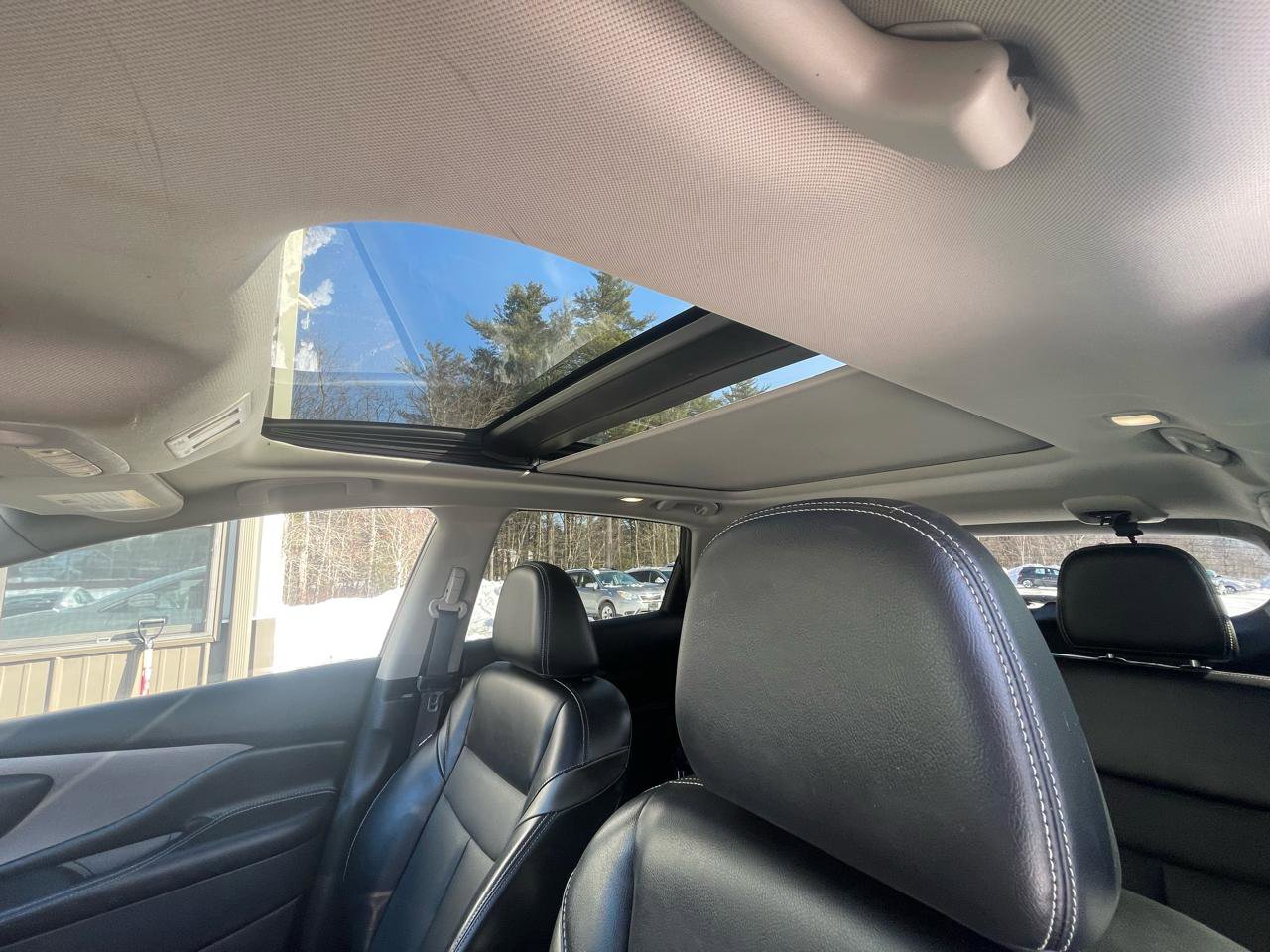 Used 2021 Nissan Murano SL w/ SL Moonroof Package image 19