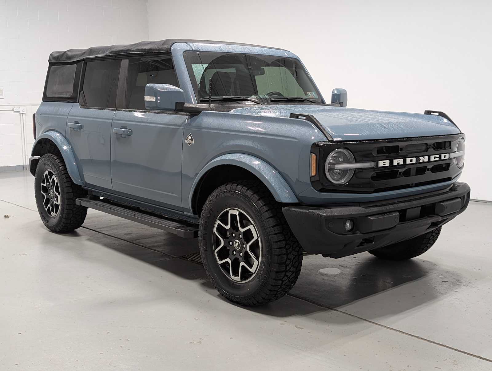 Used 2022 Ford Bronco Outer Banks AWD/4WD image 6
