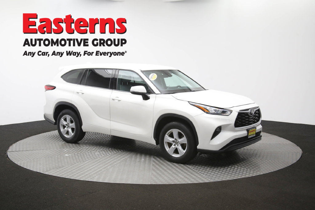 Used 2020 Toyota Highlander LE FWD image 51